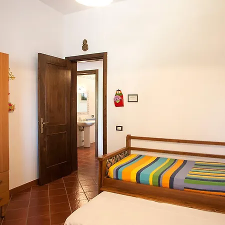 Holiday Beach M235 * Torre Lapillo
